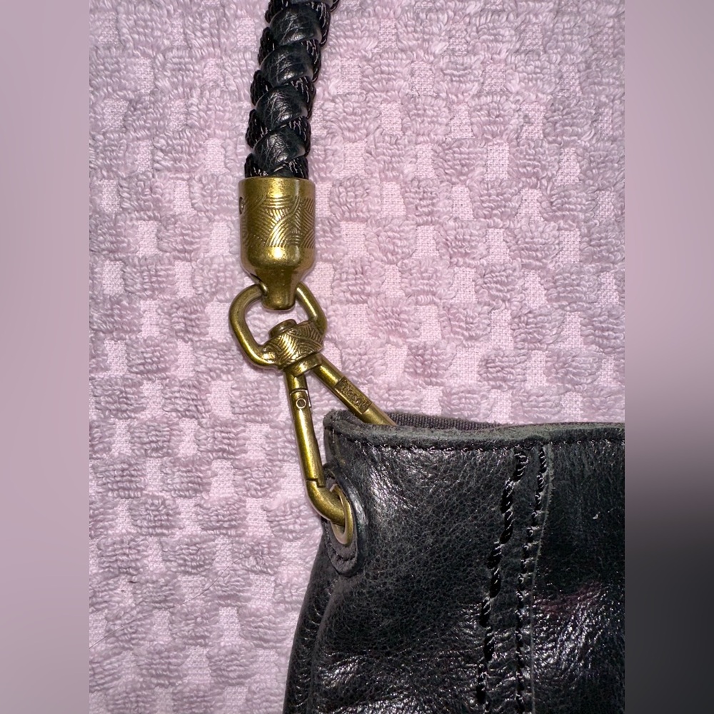 The Sak black leather shoulder bag EUC - Picture 8 of 8